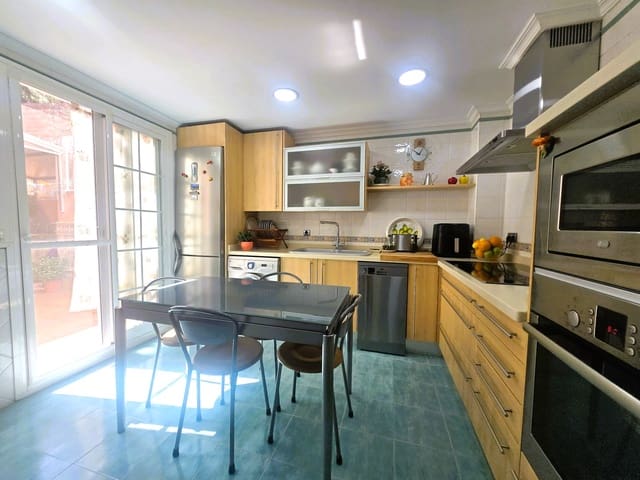 3 soverom Leilighet til salgs i Rincón de la Victoria med garasje - € 378 000 (Ref: 9844458)