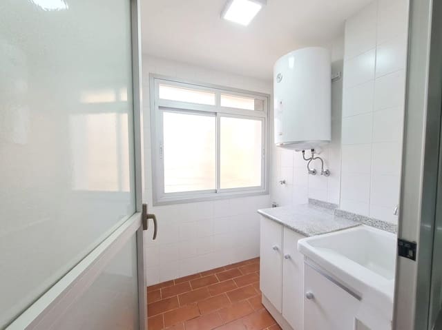 3 slaapkamer Flat te koop in Rincón de la Victoria met zwembad - € 375.000 (Ref: 9858846)