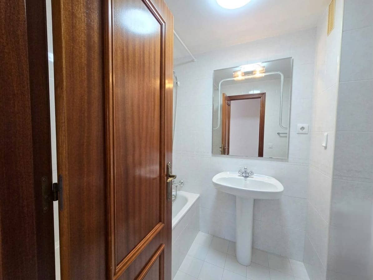 3 slaapkamer Flat te koop in Rincon de la Victoria met zwembad - € 375.000 (Ref: 9858846)