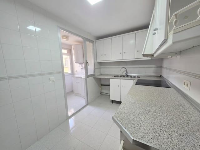 3 slaapkamer Flat te koop in Rincón de la Victoria met zwembad - € 375.000 (Ref: 9858846)
