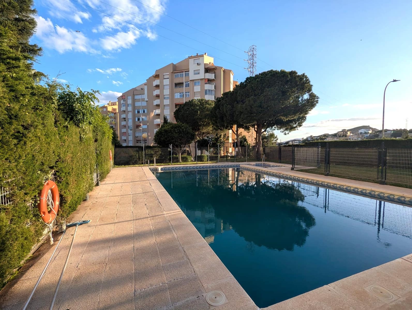 3 slaapkamer Flat te koop in Rincon de la Victoria met zwembad - € 375.000 (Ref: 9858846)