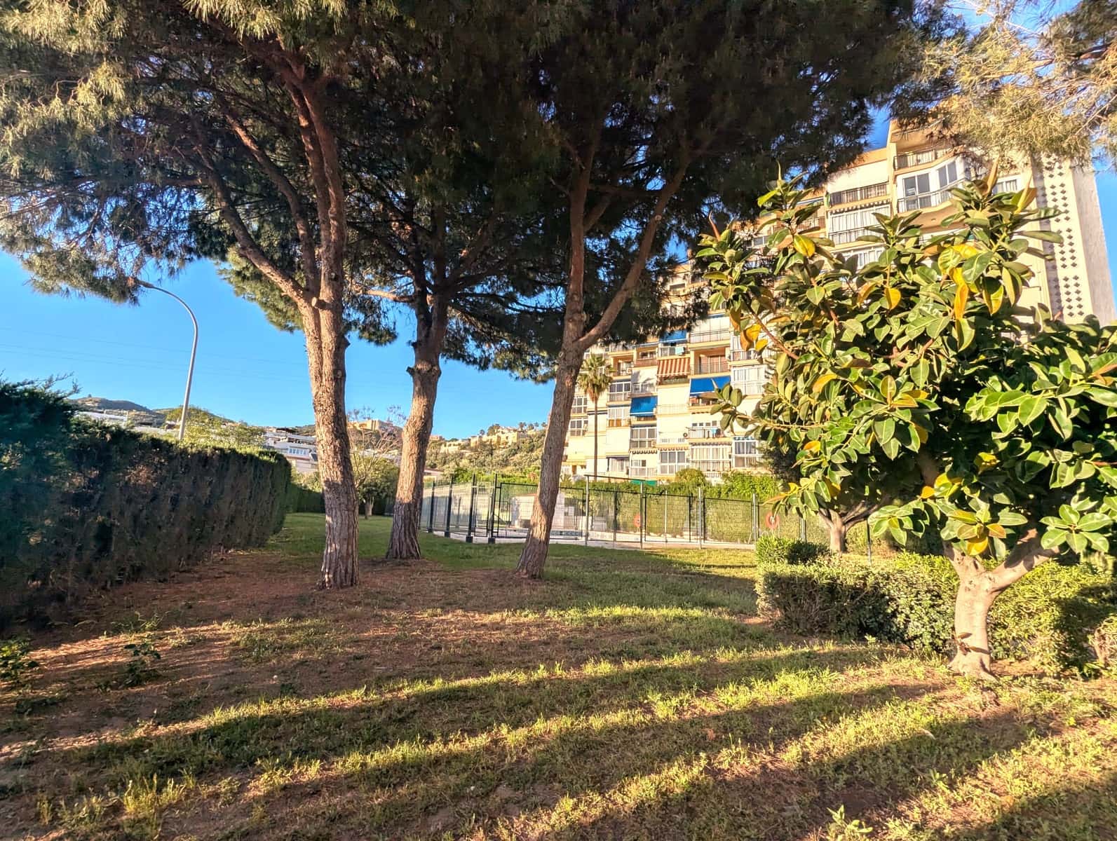 3 slaapkamer Flat te koop in Rincon de la Victoria met zwembad - € 375.000 (Ref: 9858846)