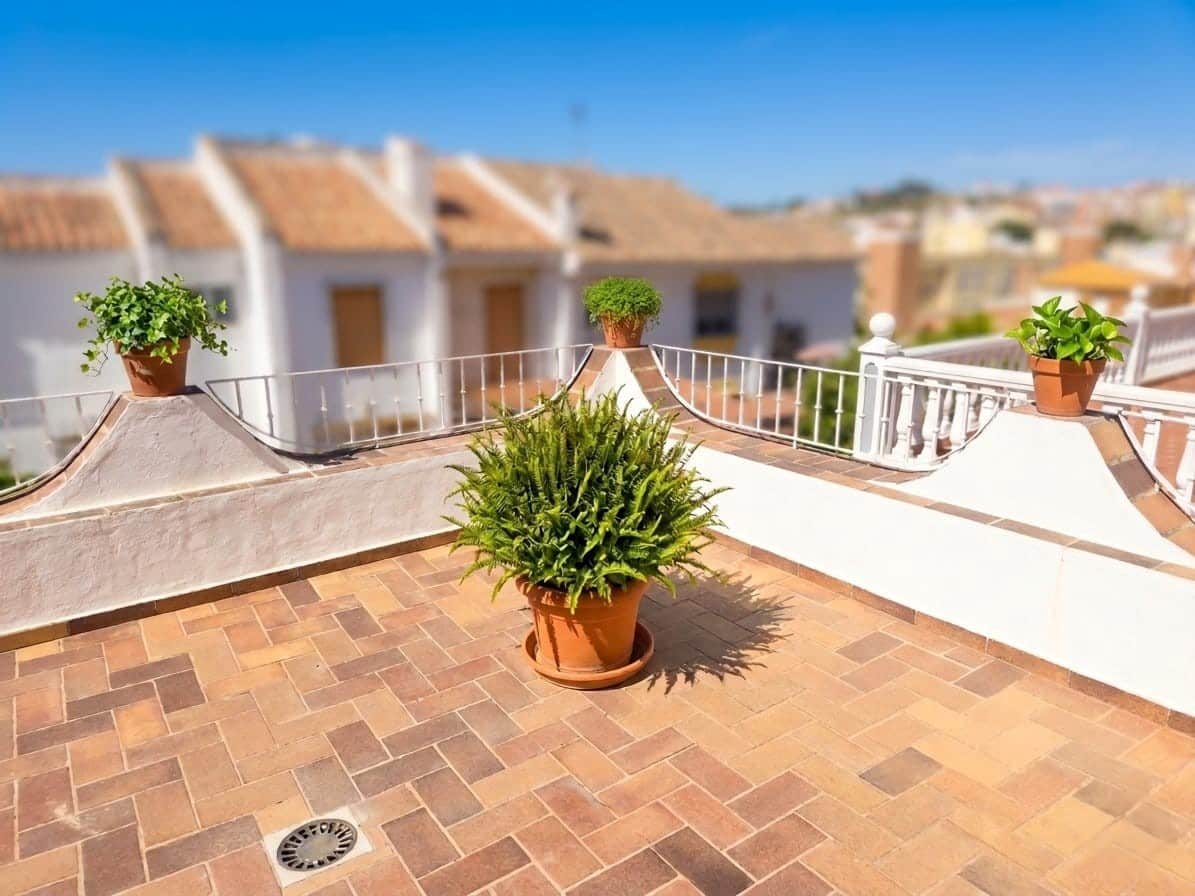 6 soverom Villa til salgs i Malaga by med garasje - € 1 057 000 (Ref: 9861058)
