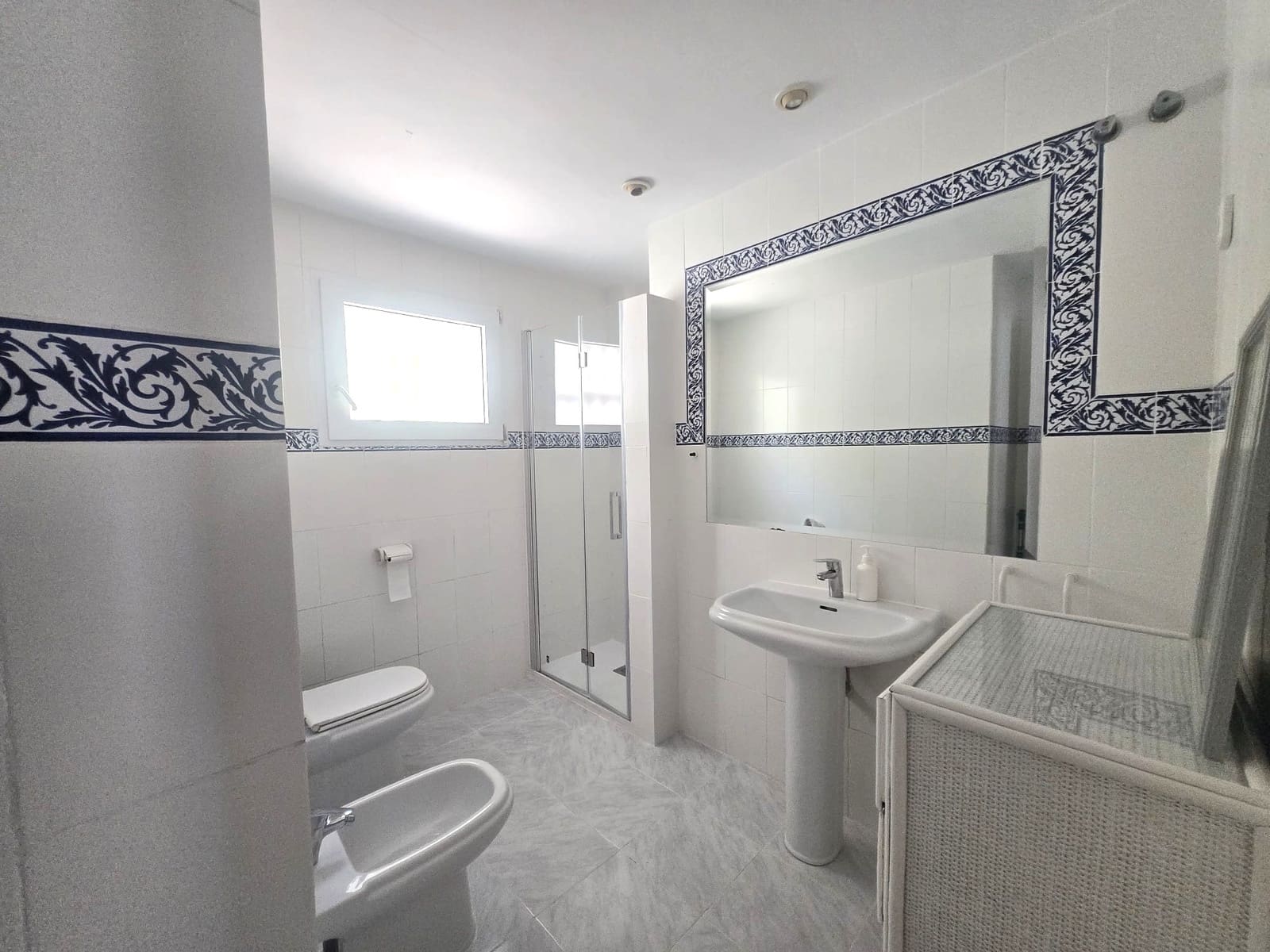 6 soverom Villa til salgs i Malaga by med garasje - € 1 057 000 (Ref: 9861058)
