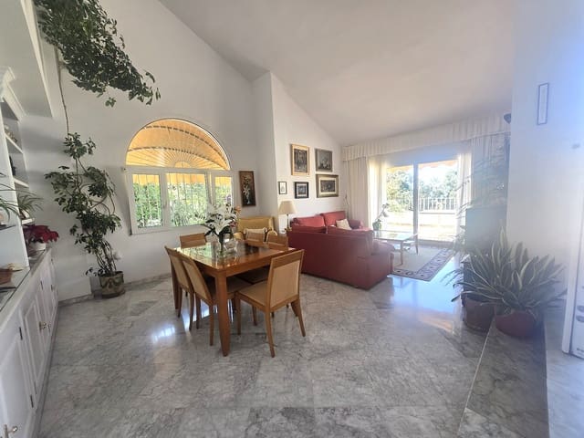 6 soverom Villa til salgs i Málaga by med garasje - € 1 057 000 (Ref: 9861058)