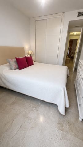 2 chambre Appartement à vendre à Castillo de la Duquesa, Manilva avec piscine - 360 000 € (Ref: 9867290)