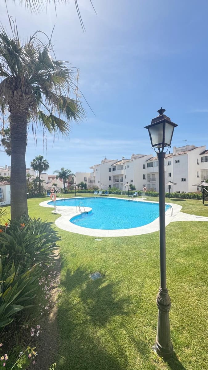 2 chambre Appartement à vendre à Manilva avec piscine - 360 000 € (Ref: 9867290)