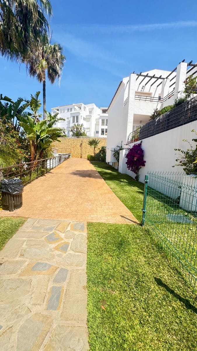 2 chambre Appartement à vendre à Manilva avec piscine - 360 000 € (Ref: 9867290)