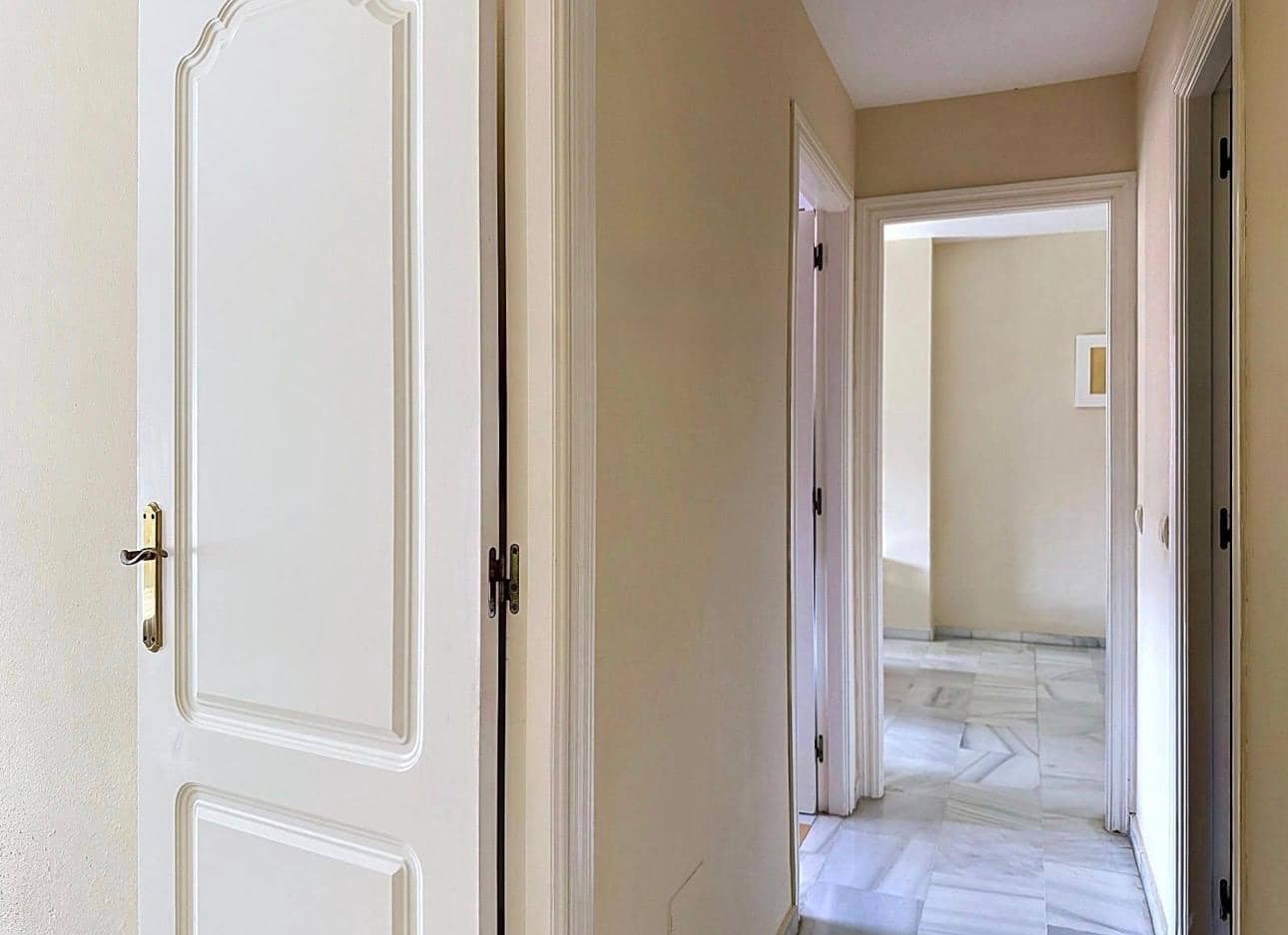 2 slaapkamer Appartement te koop in San Luis de Sabinillas met zwembad - € 265.000 (Ref: 9877594)