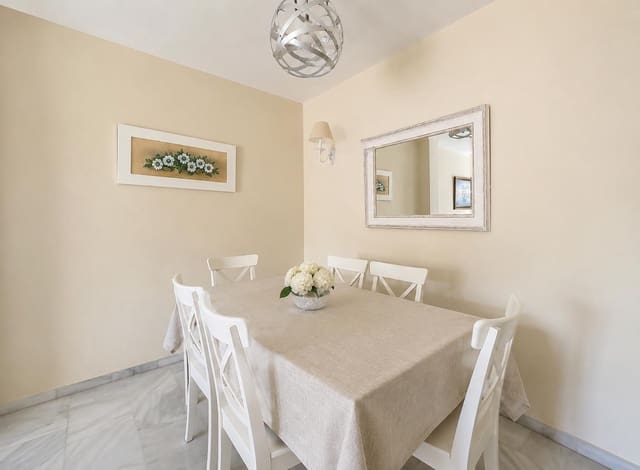 2 quarto Apartamento para venda em San Luis de Sabinillas, Manilva com piscina - 265 000 € (Ref: 9877594)