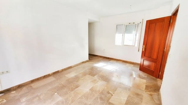 Ático de 1 habitación en Rincón de la Victoria en venta con piscina garaje - 255.000 € (Ref: 9885136)
