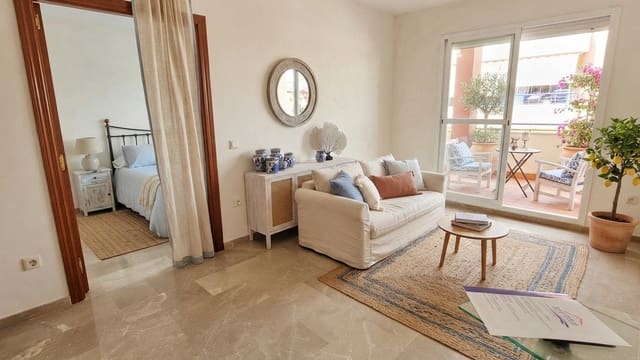 Ático de 1 habitación en Rincón de la Victoria en venta con piscina garaje - 255.000 € (Ref: 9885136)