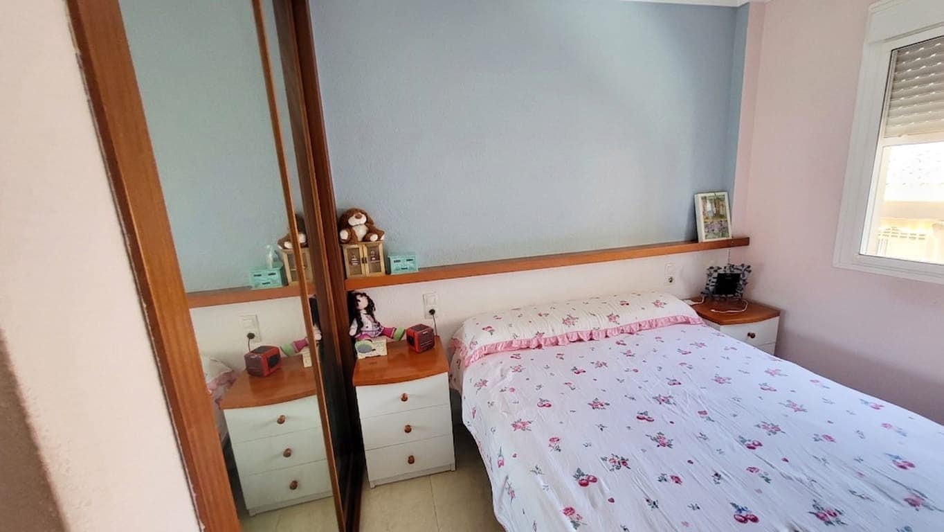 3 slaapkamer Flat te koop in Rincon de la Victoria met garage - € 399.000 (Ref: 9899801)