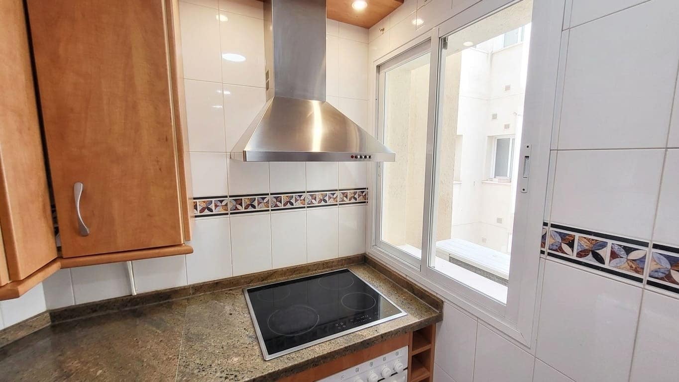 3 slaapkamer Flat te koop in Rincon de la Victoria met garage - € 399.000 (Ref: 9899801)