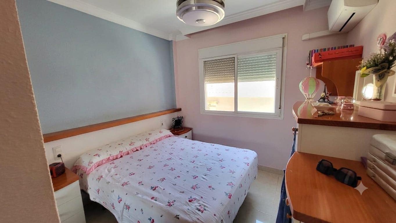 3 slaapkamer Flat te koop in Rincon de la Victoria met garage - € 399.000 (Ref: 9899801)