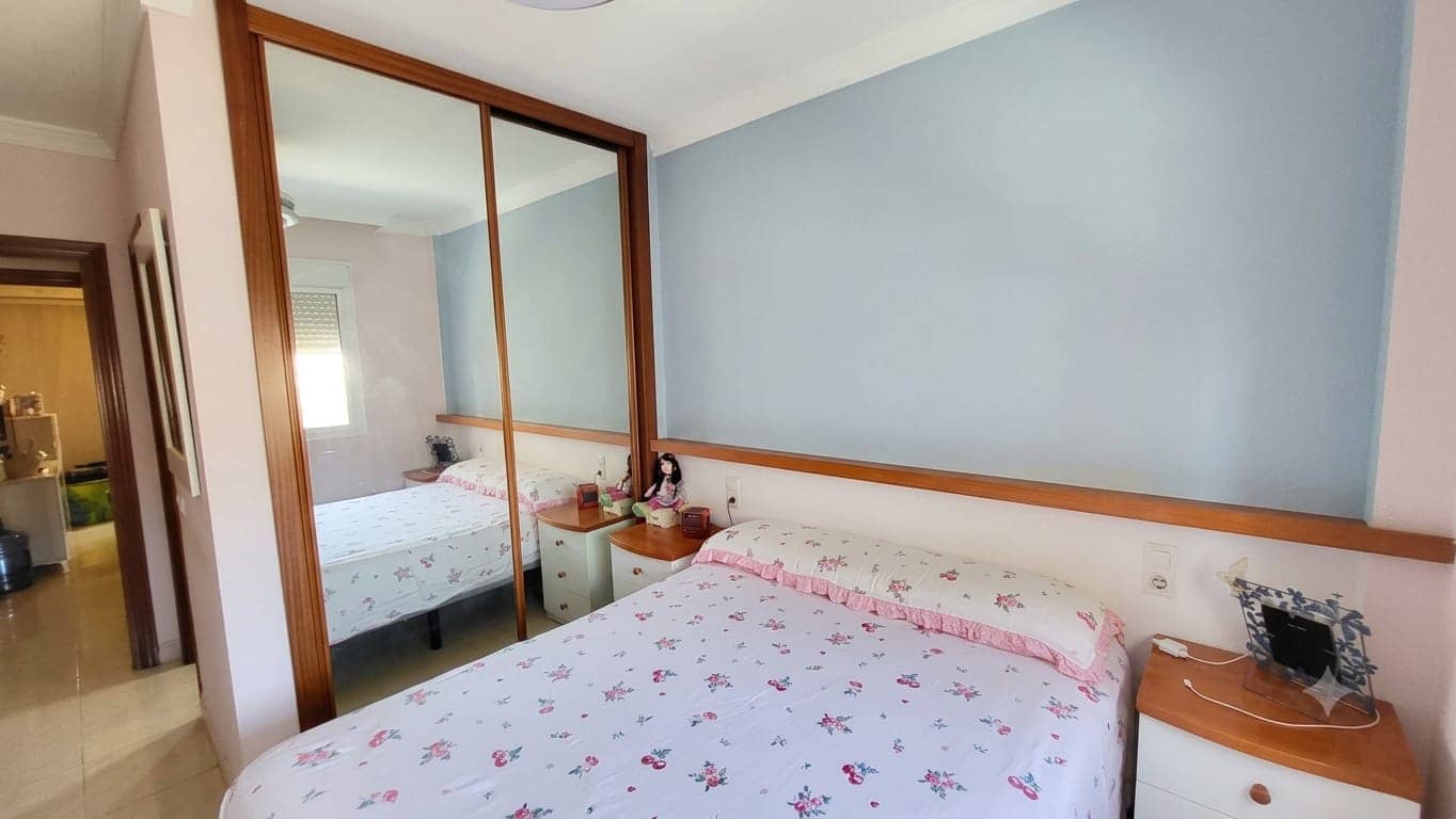 3 slaapkamer Flat te koop in Rincon de la Victoria met garage - € 399.000 (Ref: 9899801)