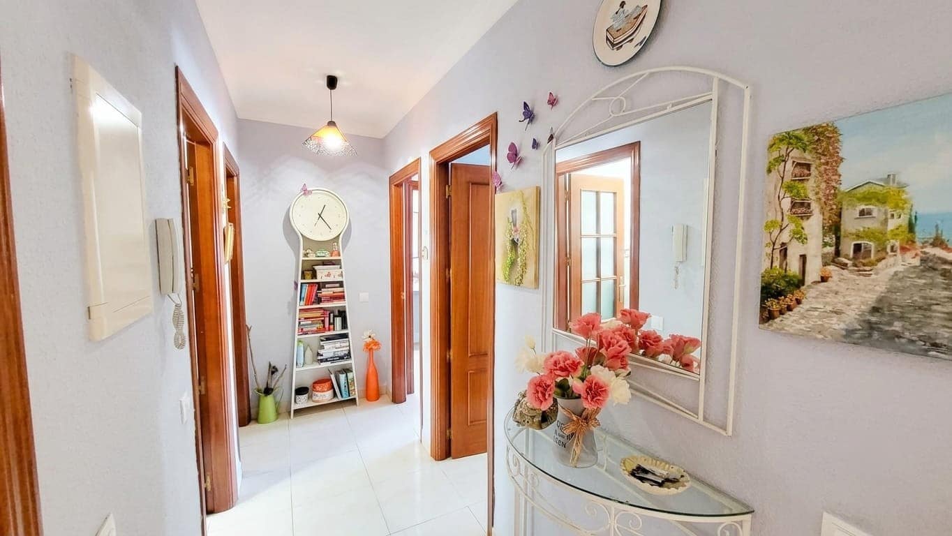3 slaapkamer Flat te koop in Rincon de la Victoria met garage - € 399.000 (Ref: 9899801)