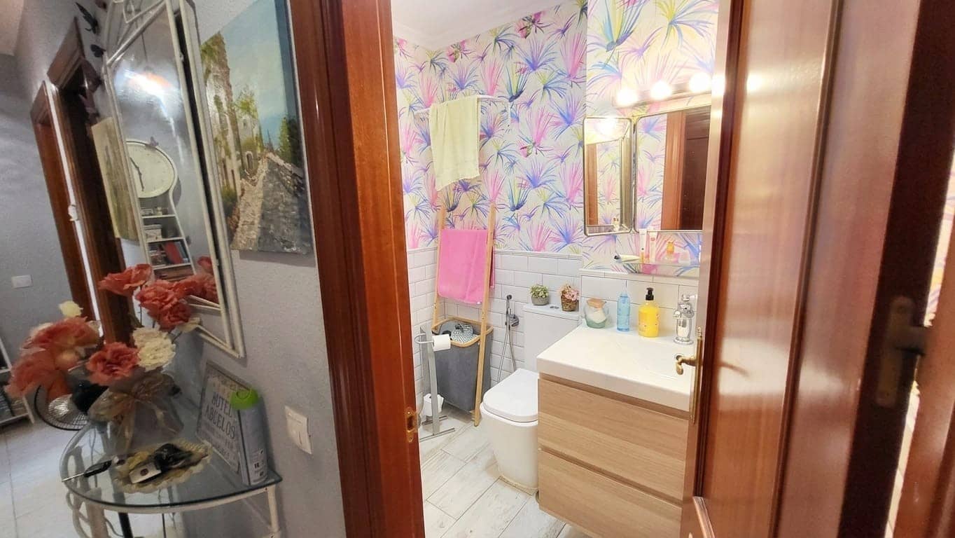3 slaapkamer Flat te koop in Rincon de la Victoria met garage - € 399.000 (Ref: 9899801)