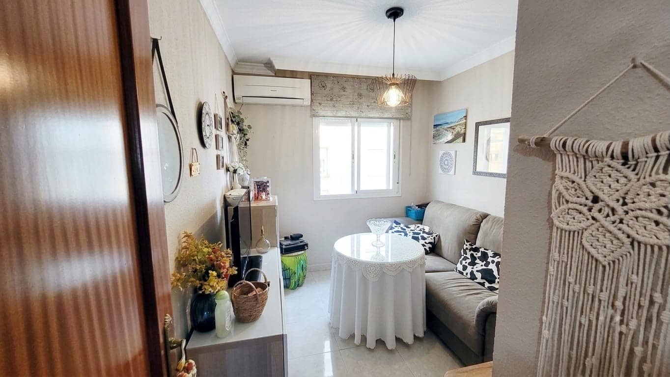 3 slaapkamer Flat te koop in Rincon de la Victoria met garage - € 399.000 (Ref: 9899801)