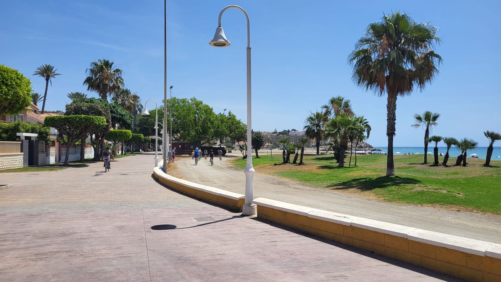 3 slaapkamer Flat te koop in Rincon de la Victoria met garage - € 399.000 (Ref: 9899801)