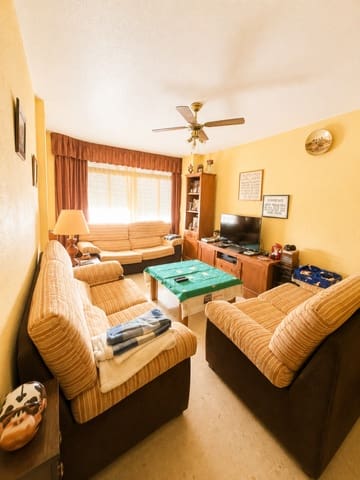 4 chambre Appartement à vendre à Parque Ayala, Malaga ville avec garage - 450 000 € (Ref: 9902411)