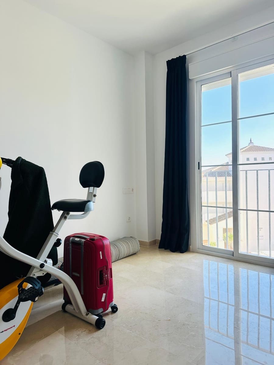 2 Zimmer Apartment zu verkaufen in Manilva mit Pool Garage - 225.000 € (Ref: 9906584)