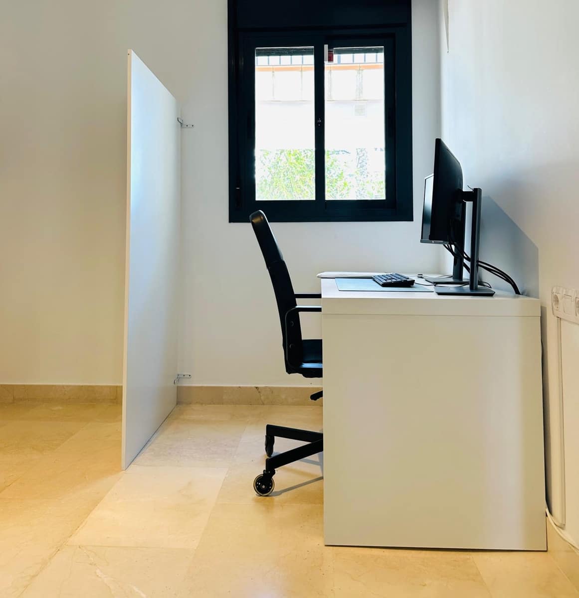 2 slaapkamer Appartement te koop in Casares met zwembad garage - € 395.000 (Ref: 9906605)