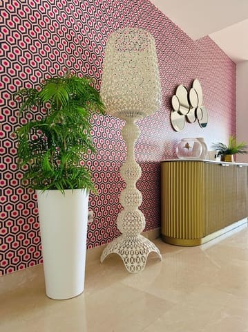 2 slaapkamer Appartement te koop in Casares Pueblo, Casares met zwembad garage - € 395.000 (Ref: 9906605)