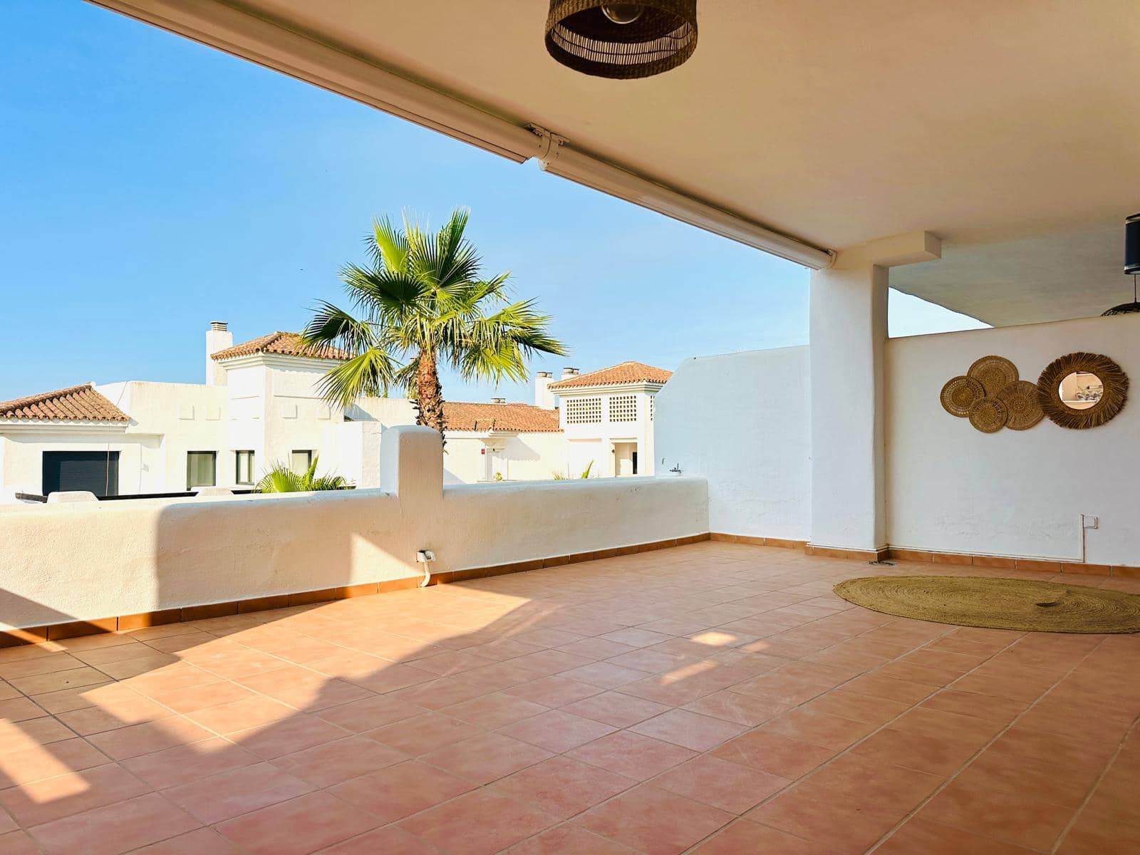 2 slaapkamer Appartement te koop in Casares met zwembad garage - € 395.000 (Ref: 9906605)