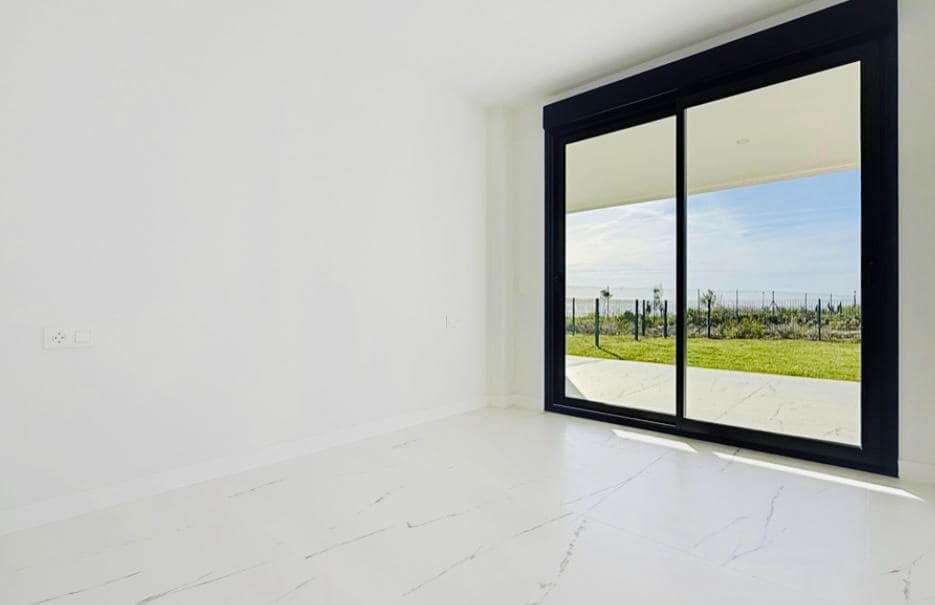 2 bedroom Apartment for sale in Casares with pool garage - € 420,000 (Ref: 9908855)