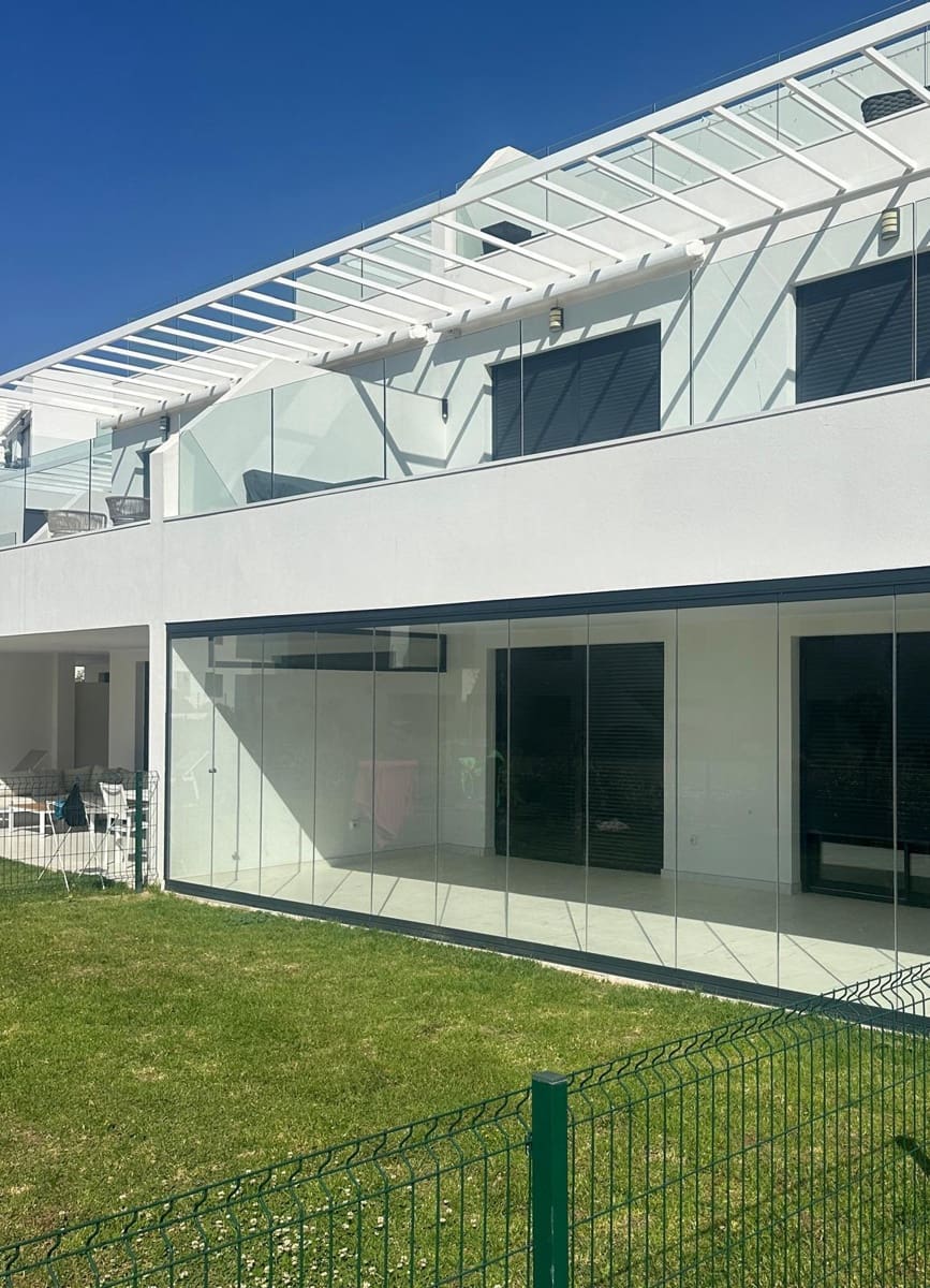 2 bedroom Apartment for sale in Casares with pool garage - € 420,000 (Ref: 9908855)
