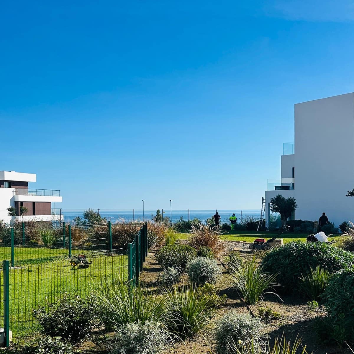 2 bedroom Apartment for sale in Casares with pool garage - € 420,000 (Ref: 9908855)