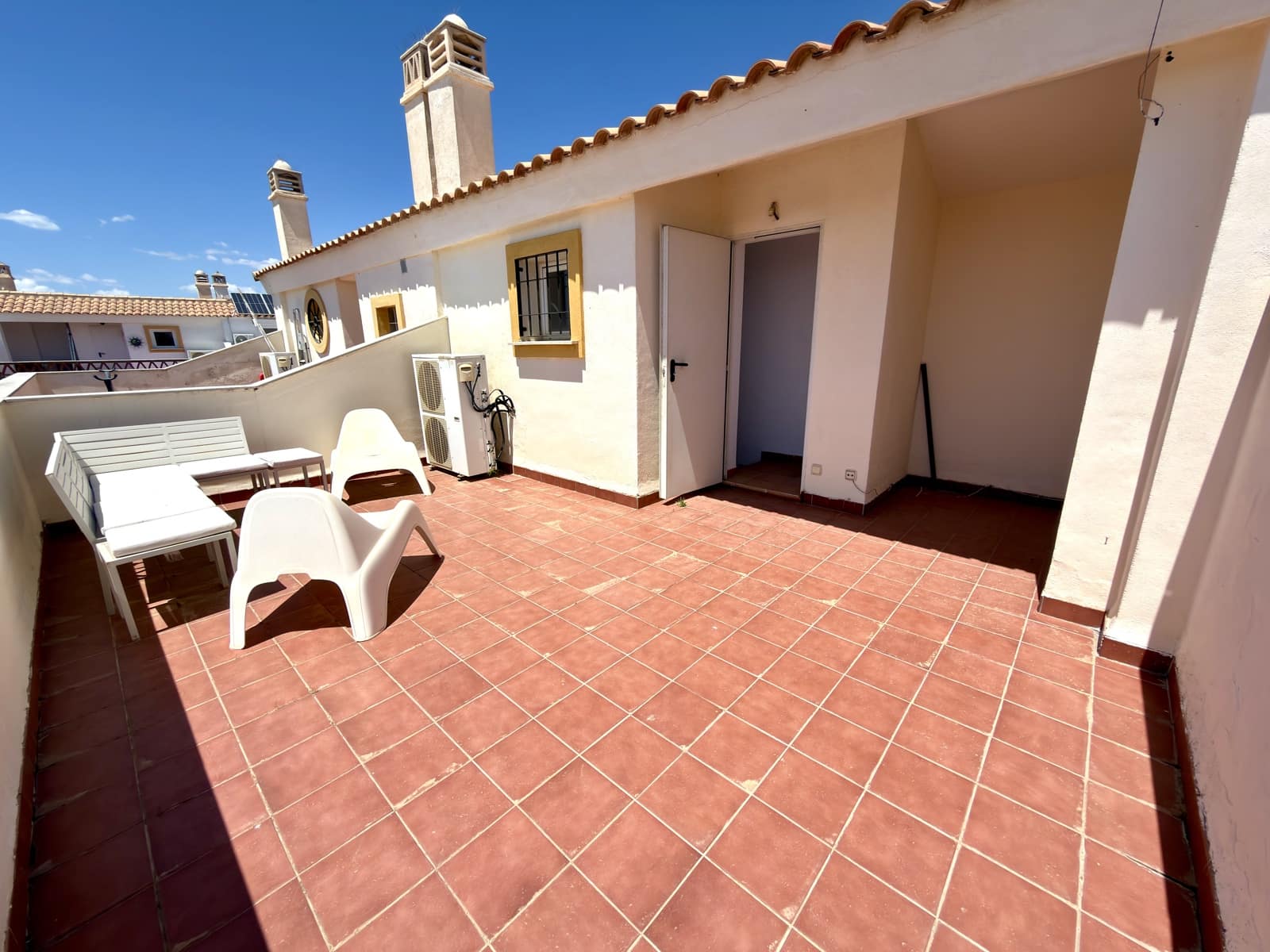 3 quarto Moradia Geminada para venda em Rincon de la Victoria com piscina garagem - 545 500 € (Ref: 9908946)