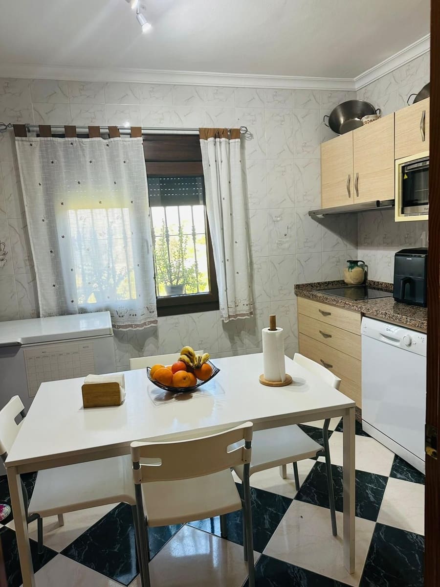 3 bedroom Apartment for sale in Alora - € 167,000 (Ref: 9927806)