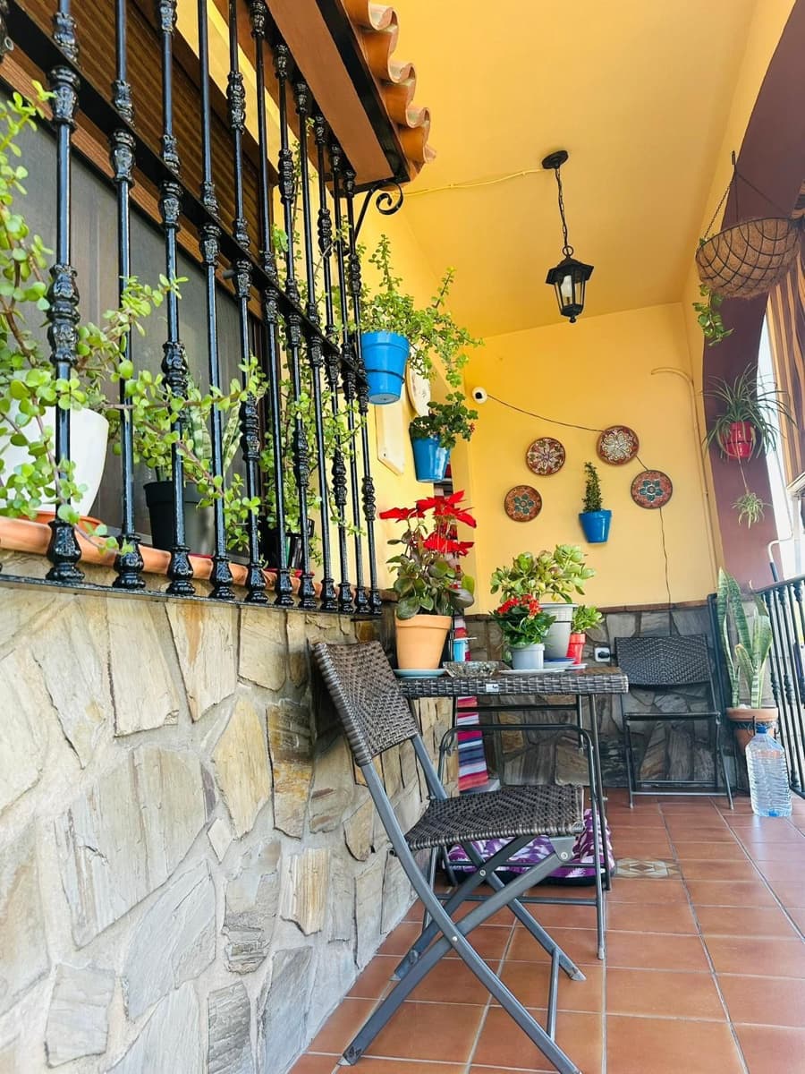3 bedroom Apartment for sale in Alora - € 167,000 (Ref: 9927806)