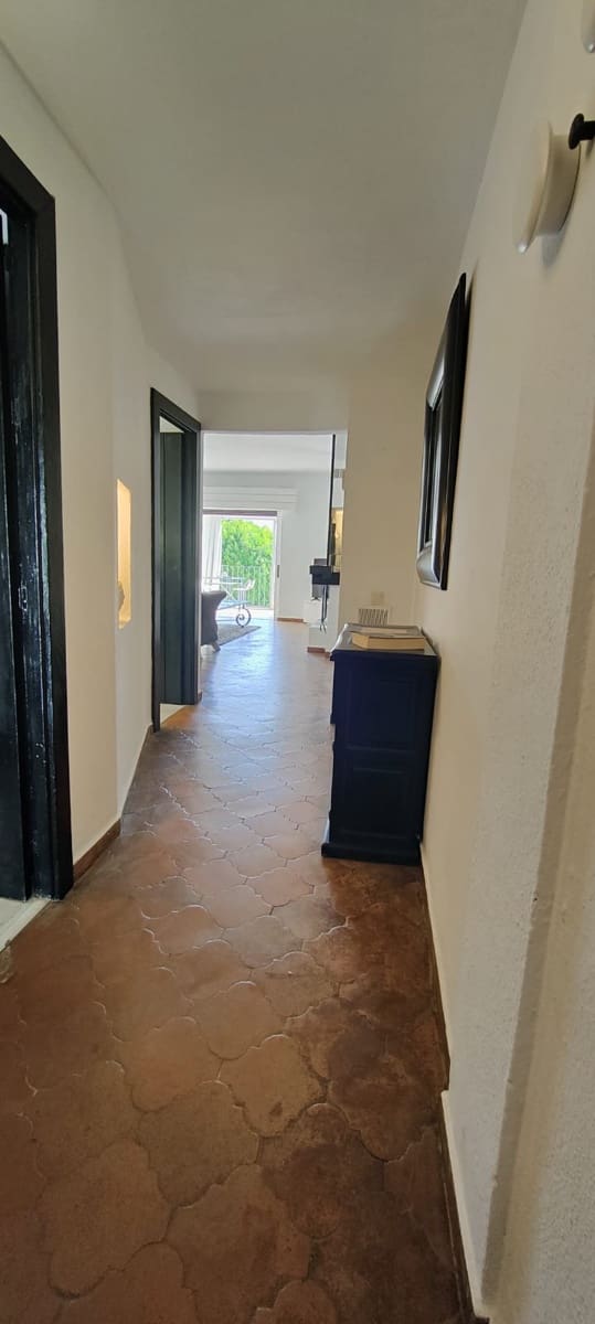 1 soveværelse Lejlighed til salg i Marbella - € 700.000 (Ref: 9932373)