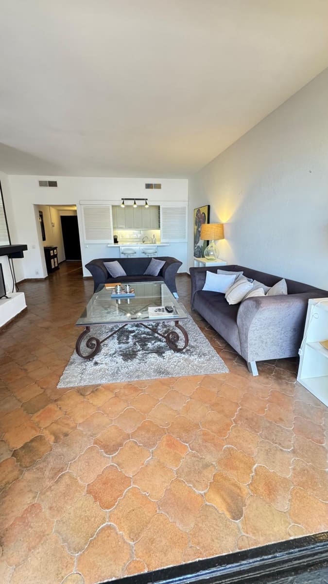 1 soveværelse Lejlighed til salg i Marbella - € 700.000 (Ref: 9932373)