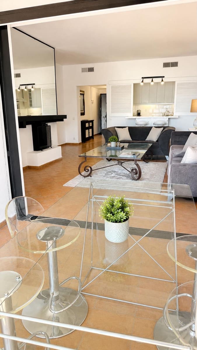 1 soveværelse Lejlighed til salg i Marbella - € 700.000 (Ref: 9932373)