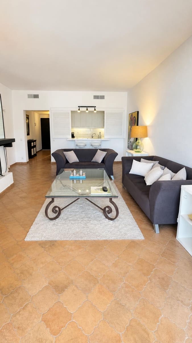 1 soveværelse Lejlighed til salg i Marbella - € 700.000 (Ref: 9932373)