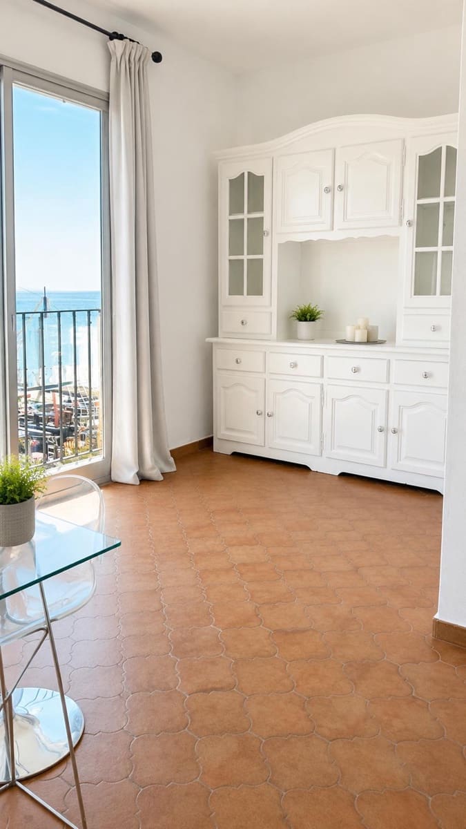 1 soveværelse Lejlighed til salg i Marbella - € 700.000 (Ref: 9932373)