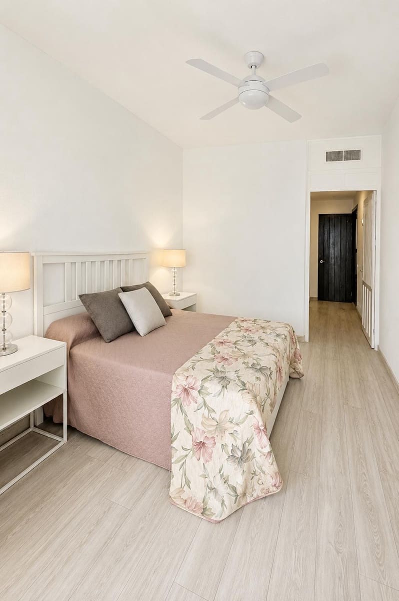 1 soveværelse Lejlighed til salg i Marbella - € 700.000 (Ref: 9932373)
