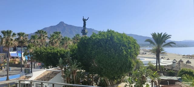 1 soveværelse Lejlighed til salg i Puerto Banus, Marbella - € 700.000 (Ref: 9932373)