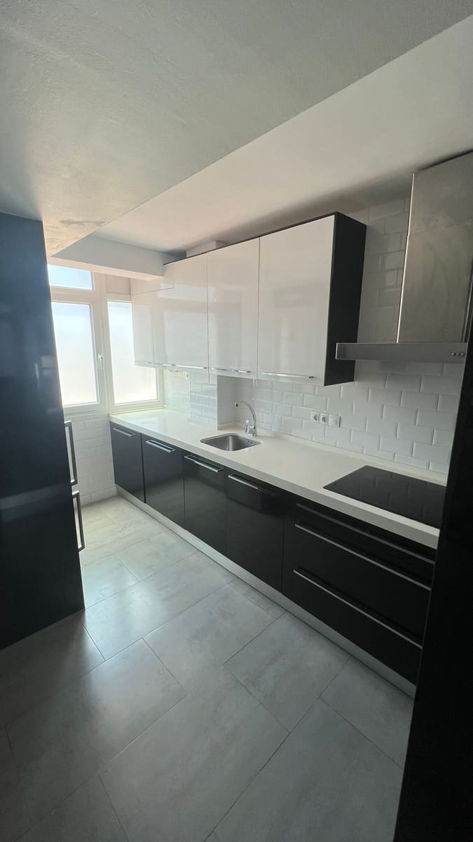3 Zimmer Apartment zu verkaufen in Malaga Stadt mit Garage - 389.000 € (Ref: 9941274)
