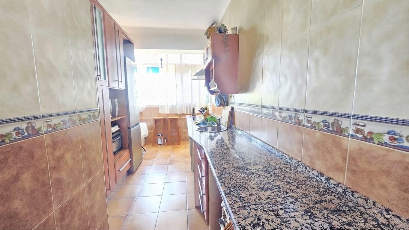 Piso de 3 habitaciones en Málaga ciudad en venta - 430.000 € (Ref: 9941587)