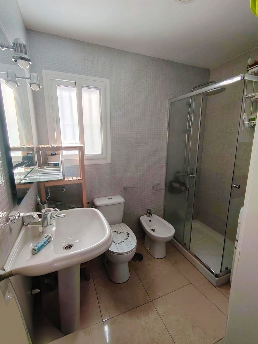 Apartamento de 3 habitaciones en Málaga ciudad en venta - 279.000 € (Ref: 9950794)