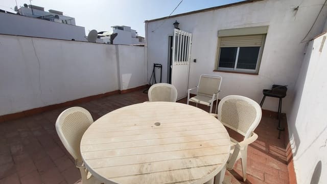 3 bedroom Villa for sale in Rincón de la Victoria - € 600,000 (Ref: 9979231)