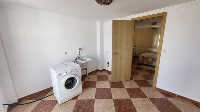 3 bedroom Villa for sale in Rincón de la Victoria - € 600,000 (Ref: 9979231)