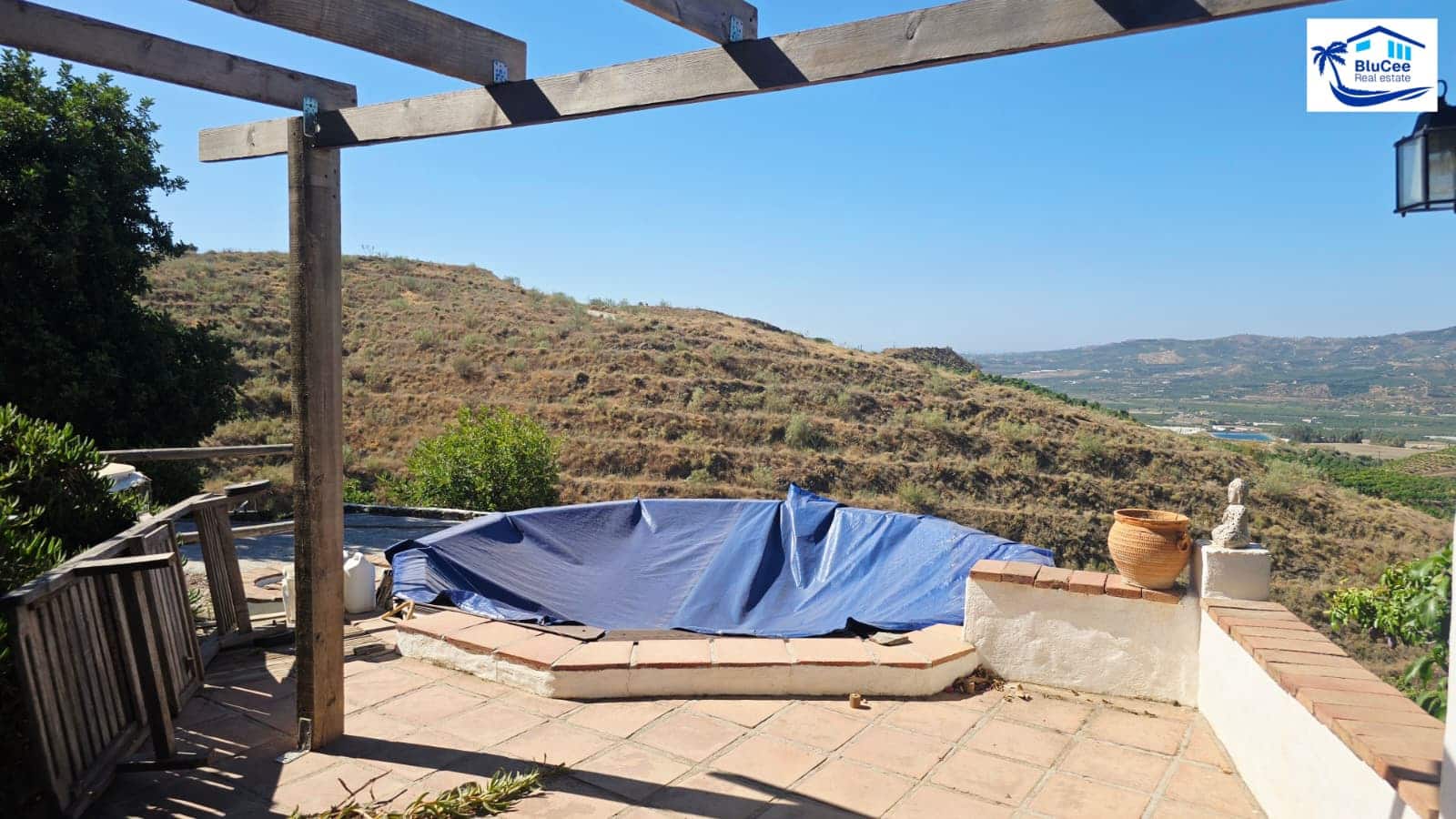 2 Zimmer Finca/Landgut zu verkaufen in Velez-Malaga mit Pool Garage - 245.000 € (Ref: 10004451)