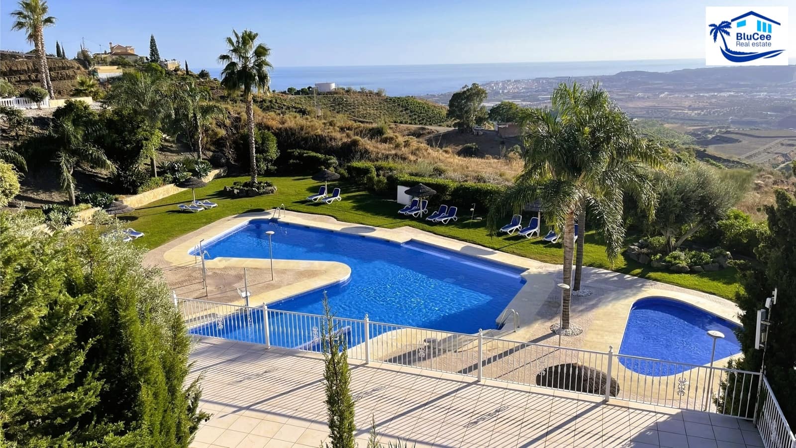 3 bedroom Semi-detached Villa for sale in Arenas with pool garage - € 420,000 (Ref: 10116020)