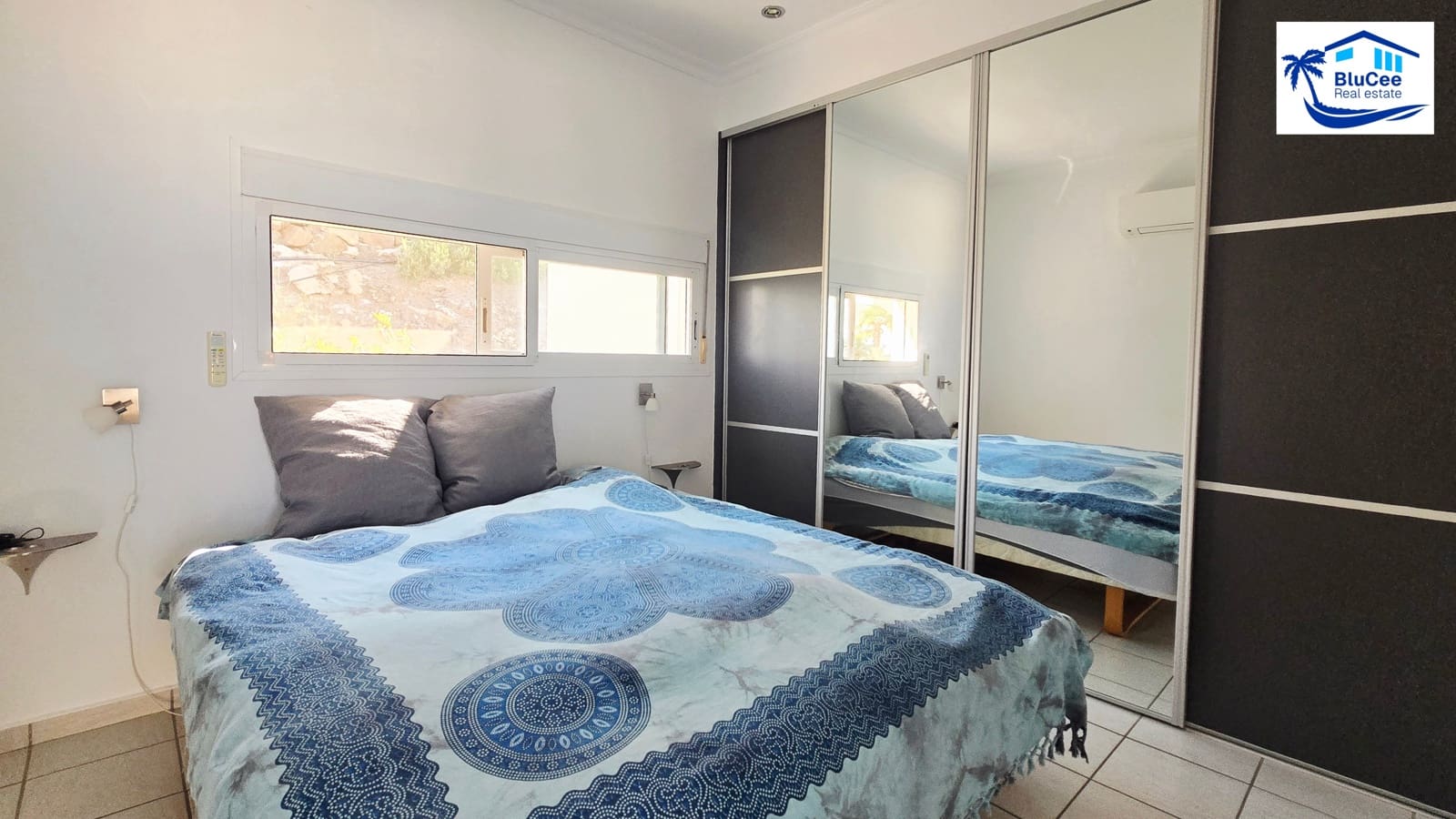 3 bedroom Semi-detached Villa for sale in Arenas with pool garage - € 420,000 (Ref: 10116020)